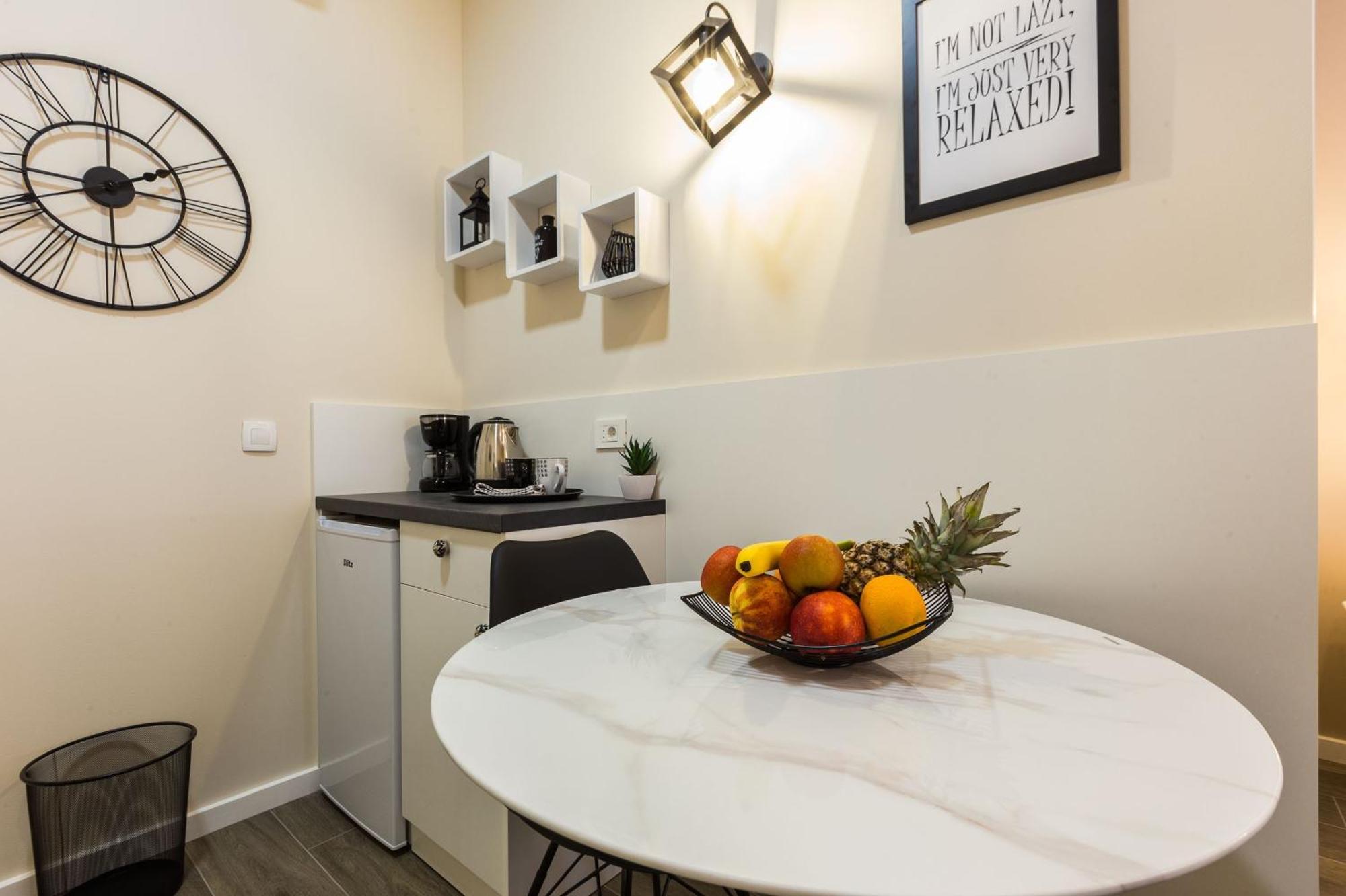 Angie Central Rooms زادار الغرفة الصورة