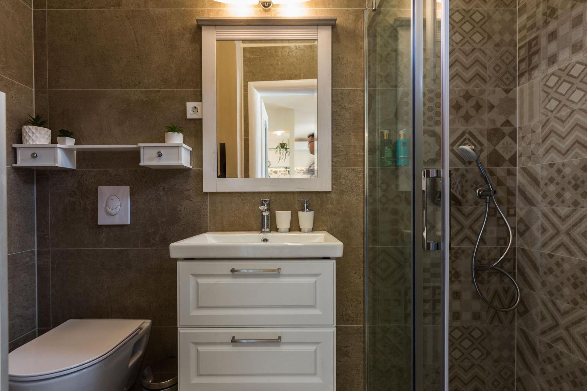 Angie Central Rooms زادار الغرفة الصورة